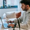 Icon representing freelancer and independent worker